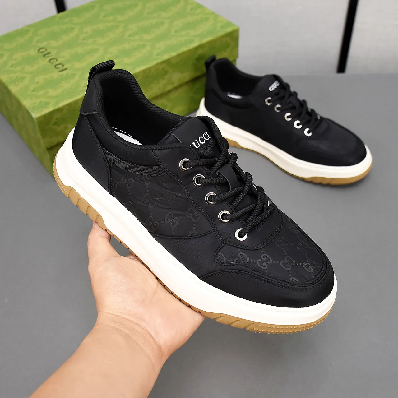 PP400👟👟👟Gucci【Gucci】Fashionable lace-up cloth shoes, uppers made of breathable fabric, rubber foam soles, men's size 39-44.